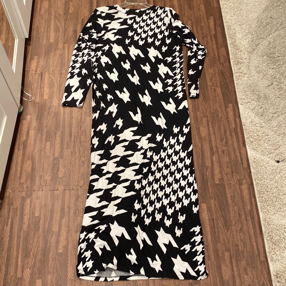Asos design Maxi dress .SZ 6